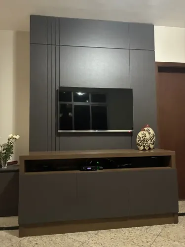 PAINEL DE TV COM BUFFET - DESIGN MODERNO E ELEGANTE