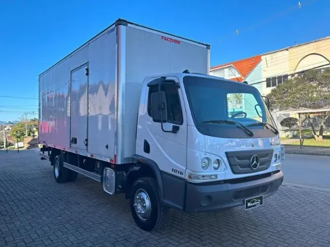 MERCEDES ACCELO 1016 CAMINHÃO BAÚ