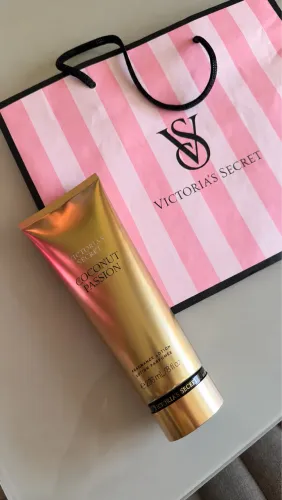 Hidratante coconut Victoria?s Secret - Original