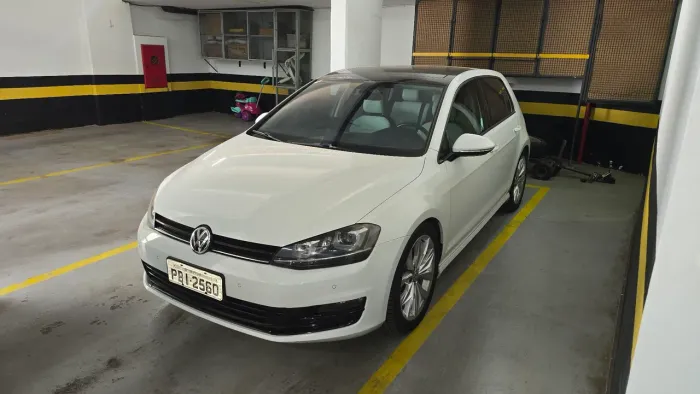 Volkswagen Golf Comfortline 1.0 TSI Total Flex Mec. 2017