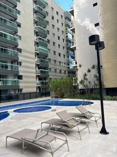 Aluga-se Cobertura Garden no Edifício Vivarini Jatiúca