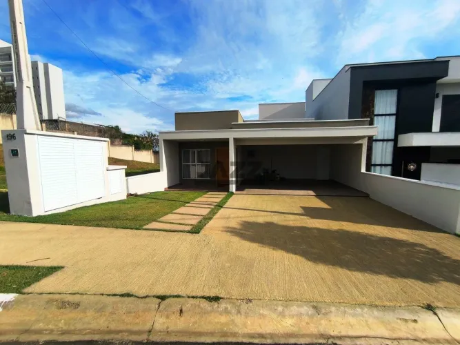Casa / Sobrado em Condomínio em Jardim Residencial Garden Ville
