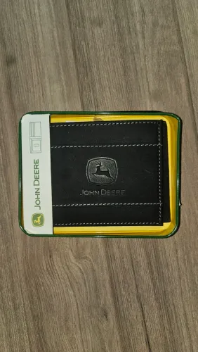 Carteira de couro John Deere