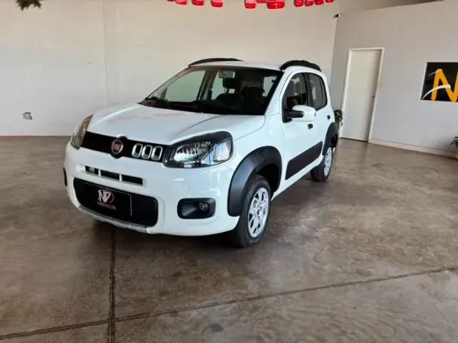 Fiat Uno WAY Celeb. 1.0 EVO Fire Flex 8V 5P 2015