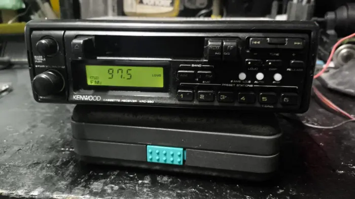 Rádio toca fitas Kenwood KRC_280 
