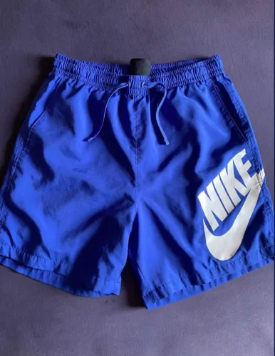 Vendo short da Nike, novo, tamanho M, veste G tranquilamente, comprado em Santos