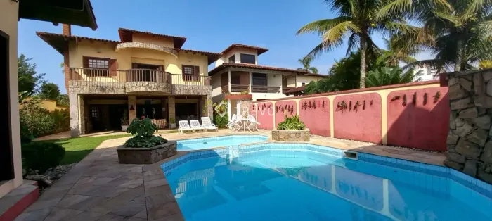 CASA EM CONDOMÍNIO FECHADO À VENDA EM BERTIOGA/SP