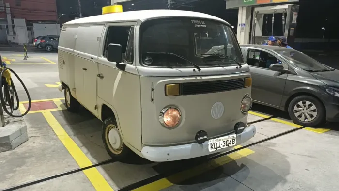 Volkswagen Kombi Standard/ Luxo/ Serie Prata 1988