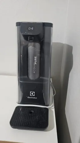 Purificador de Água Gelada Fria e Natural Eletrônico Placa Compacto Electrolux PE12G