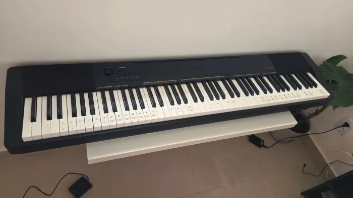 Piano digital CASIO CDP 130