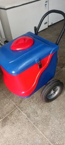 Carrinho de sorvete e picolé