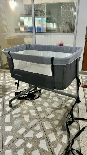 Berço moisés acoplado e portátil - Cosco Pluggy Co bed