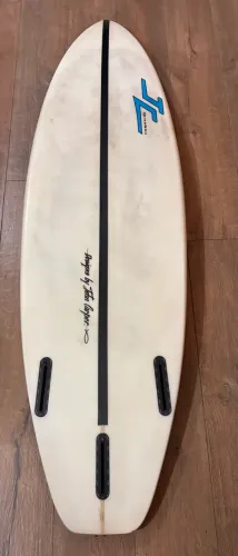 Vendo pranchas semi novas 