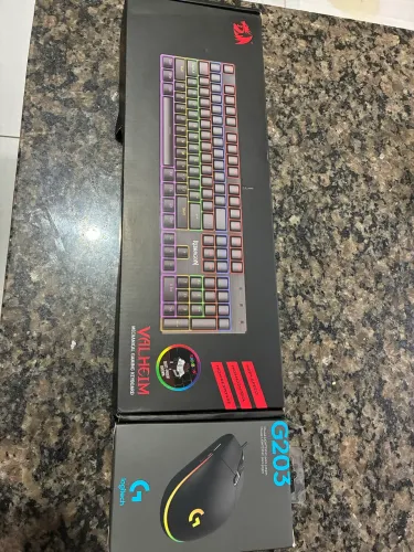 Teclado Mecânico Valheim Switch Brown K608 e Mouse Logitech g203