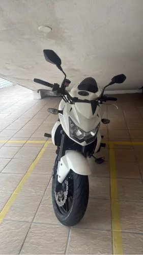 Vendo z750 moto de garagem