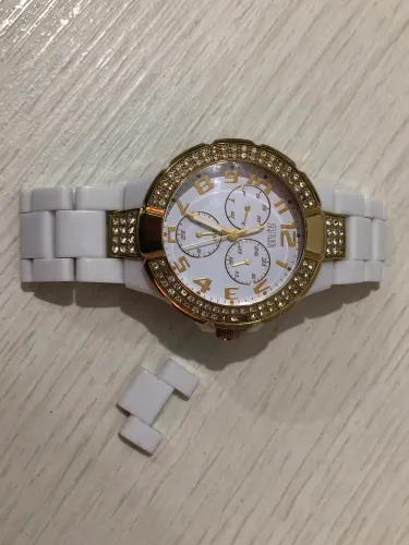 Relógio original da Guess branco com dourado comprado nos EUA