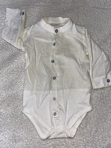 Bodys, macacão e blusas de 6 a 12 meses