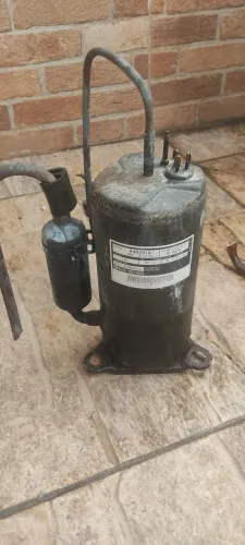 Compressor ar condicionado Springer 12.000