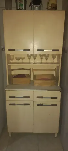 ?Armário de Cozinha Vintage Anos 70/80 - Ideal para Restauração