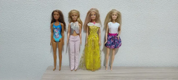 Lote 4 Barbies originais - Mattel