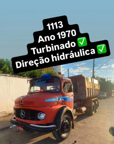 Caminhão 1113 com Caçamba