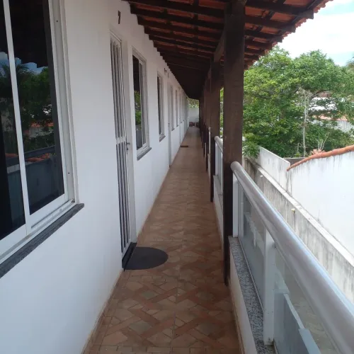 Casa condomínio pequeno