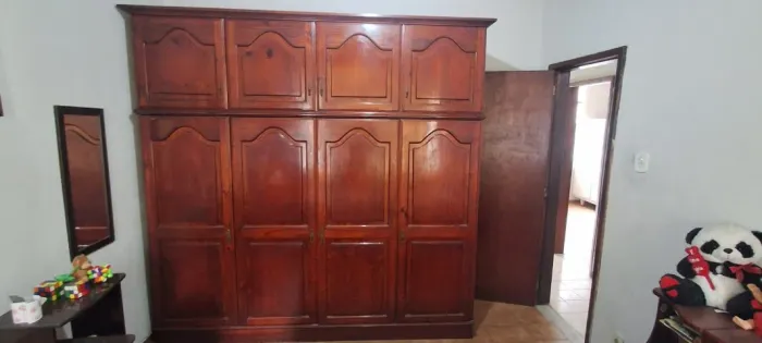 Guarda roupa Madeira Pura Leopoldo