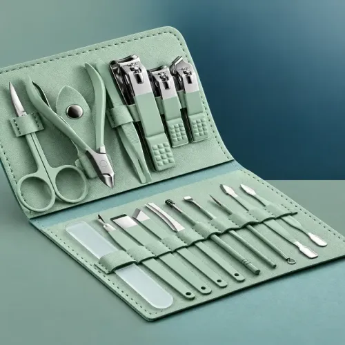 KIT 16 Peças Profissional de Aço Inoxidável: Alicates de Cutícula e Cortadores de Unhas