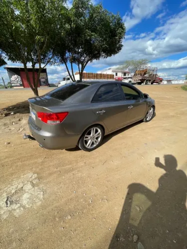 Kia Motors Cerato 1.6 16V Aut. 2011