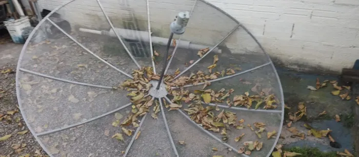 Antena parabólica 2m20