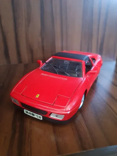 Miniatura Ferrari 348 ts vermelha