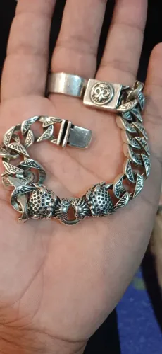Pulseira de prata 925! Com 51 gramas e 23cm ..fecho gaveta!