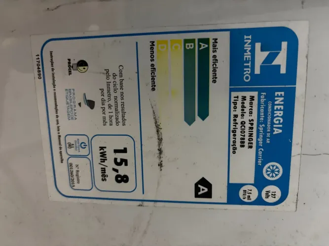 Ar condicionado 7500 bitus Midea em bom estado