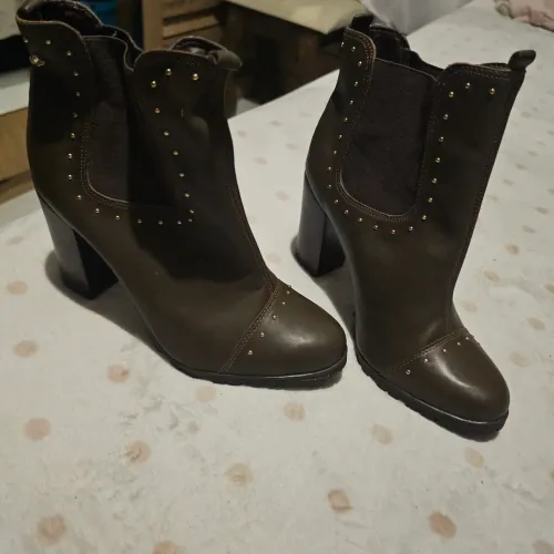 Bota Cravo e Canela