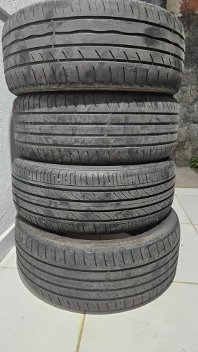 Pneus 205 50 17