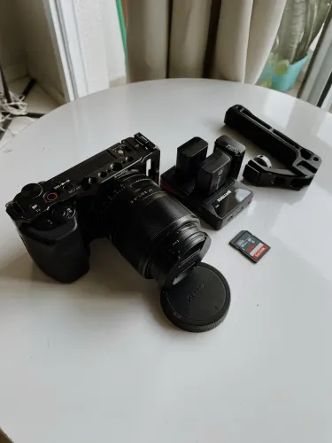 SONY ZVE10 + CAGE + ACESSÓRIOS