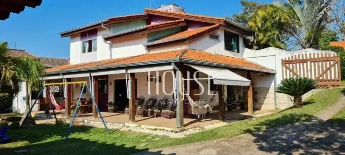 Casa à venda em Portal do Sabiá: condomínio de alto padrão em Araçoiaba da Serra, com 450m