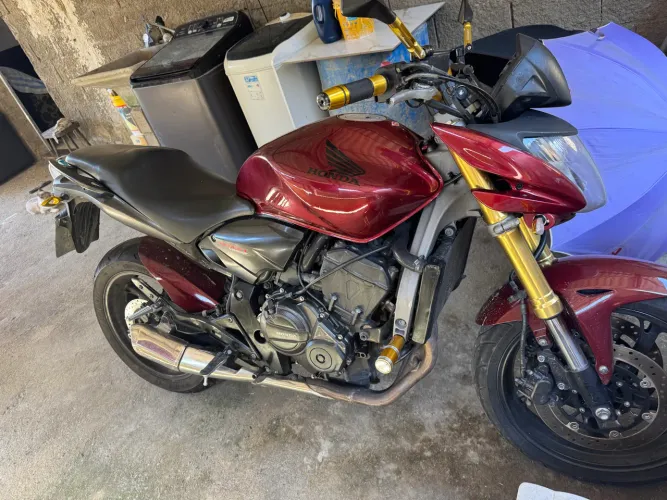 Vende-se 32 mil
