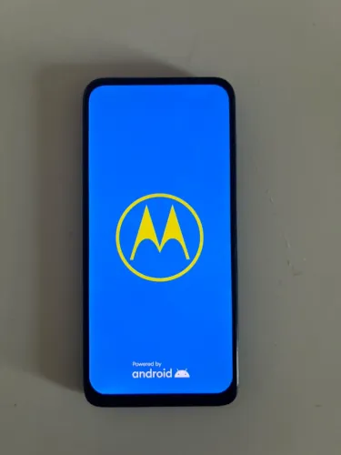 Celular Motorola One Fusion+