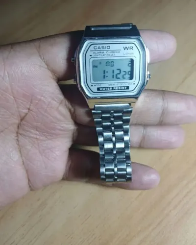 Relógio Casio (novo)