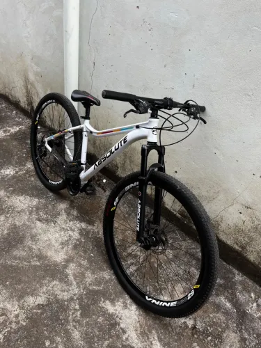 Vendo ou troco bike aro 29 muito nova
