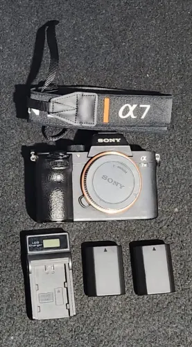 Câmera Sony Alpha 7III ILCE-7M3 Mirrorless