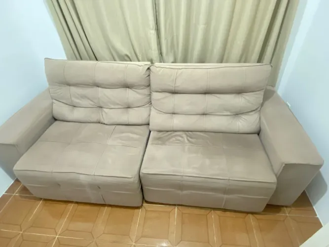 Sofá Retrátil 4 Lugares Bege