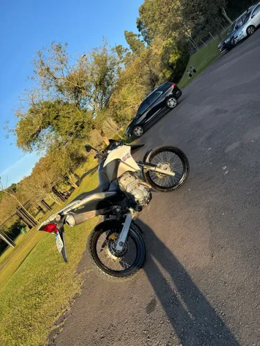 Xre 300