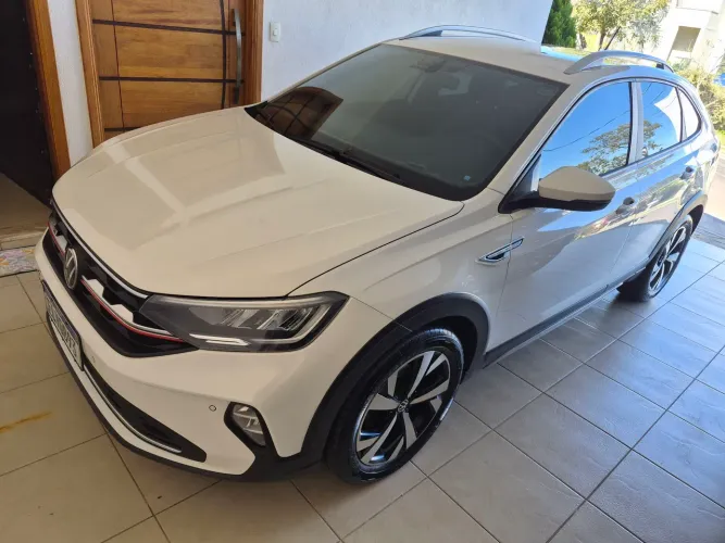 Volkswagen Nivus Highline 1.0 200 TSI Flex AUT 2024