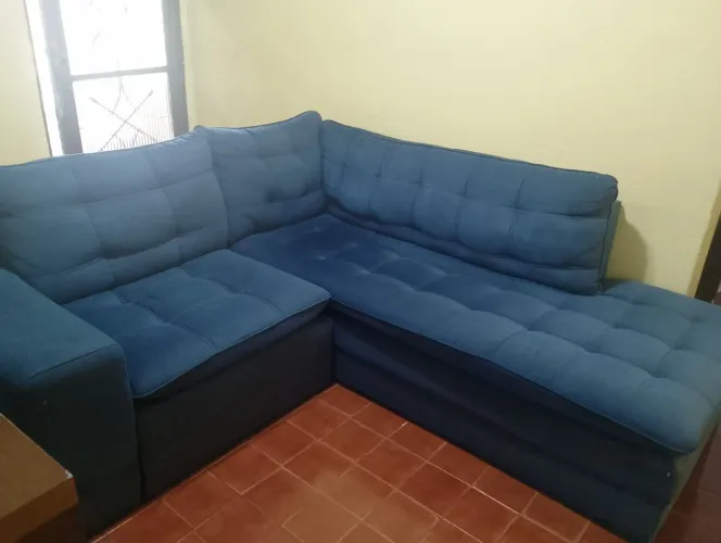 Vendo sofá, painel e tal. Semi novos