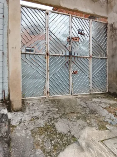 Vendo ou troco 2 casas