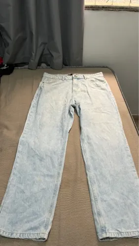 Calça baggy