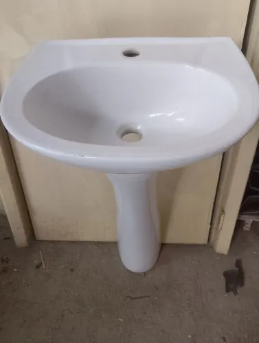 Lavatório de banheiro pia e coluna cor branco