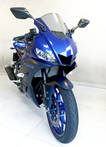 Yamaha R3